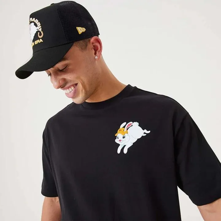 NEW ERA CHARACTER GRAPHIC OVER-SIZED TEE