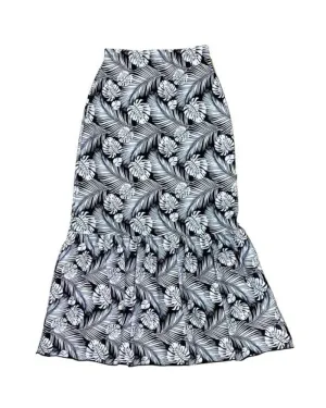S23-LSR-BL Black Leaf Ruffle Swim Skirt