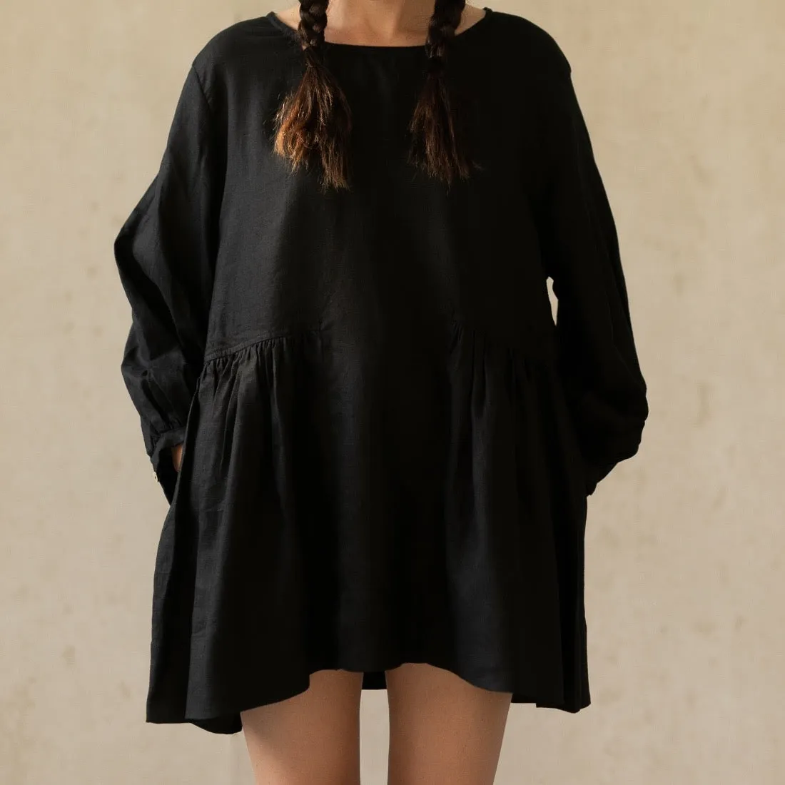 THE 'SOMERLUS' DRESS IN PURE LINEN